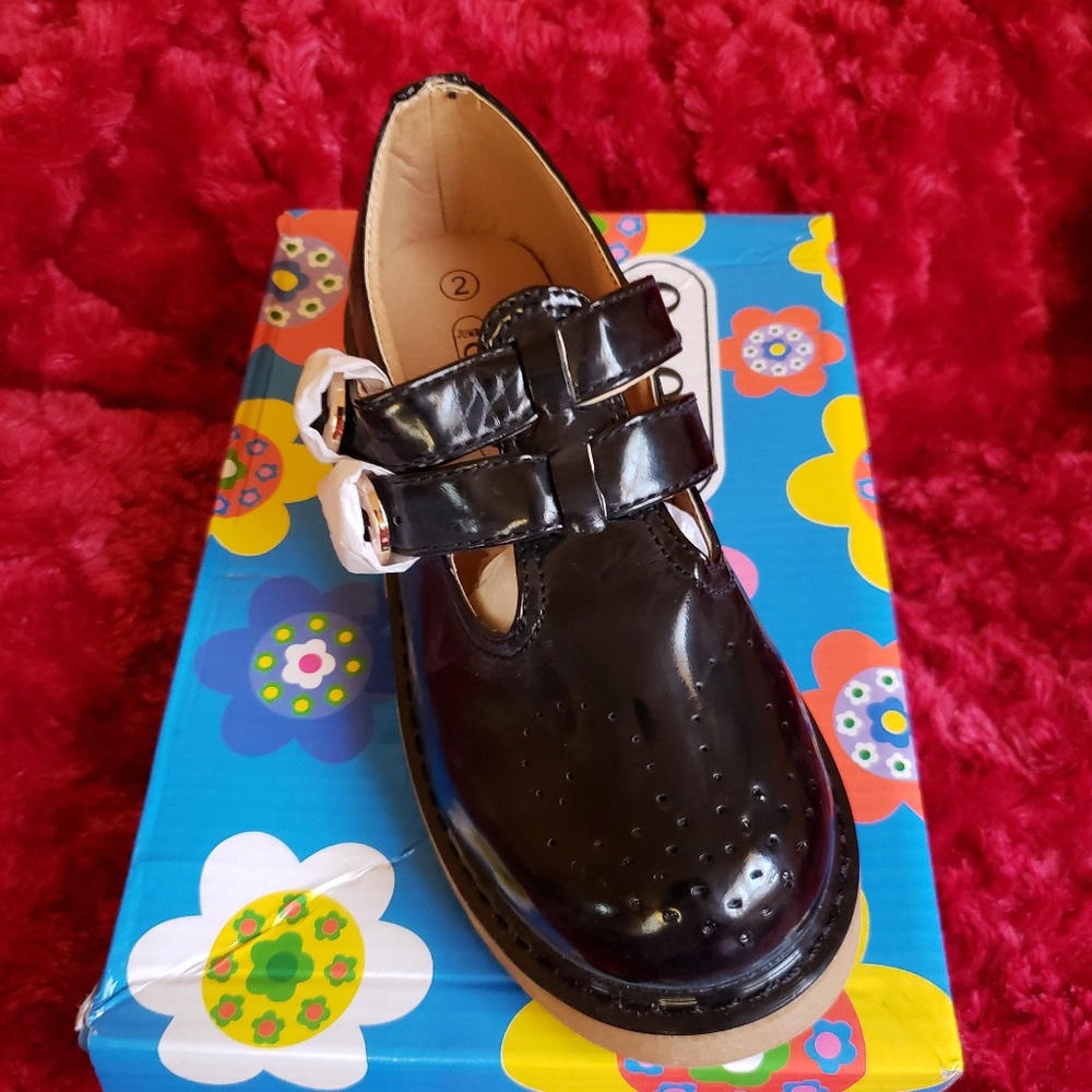 Mary jane shoes